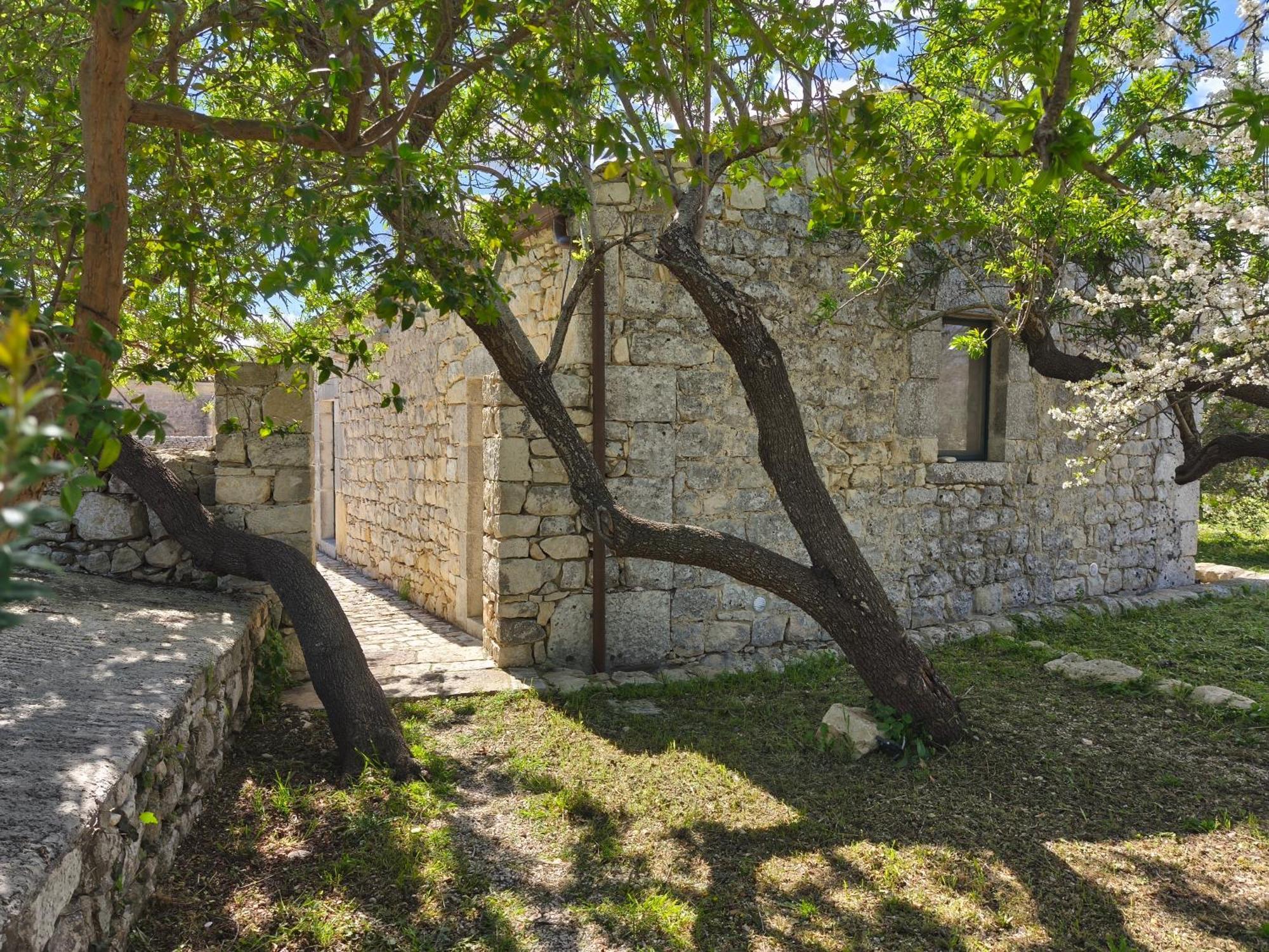 Agriturismo Fondo Paliemmu Modica Exterior foto